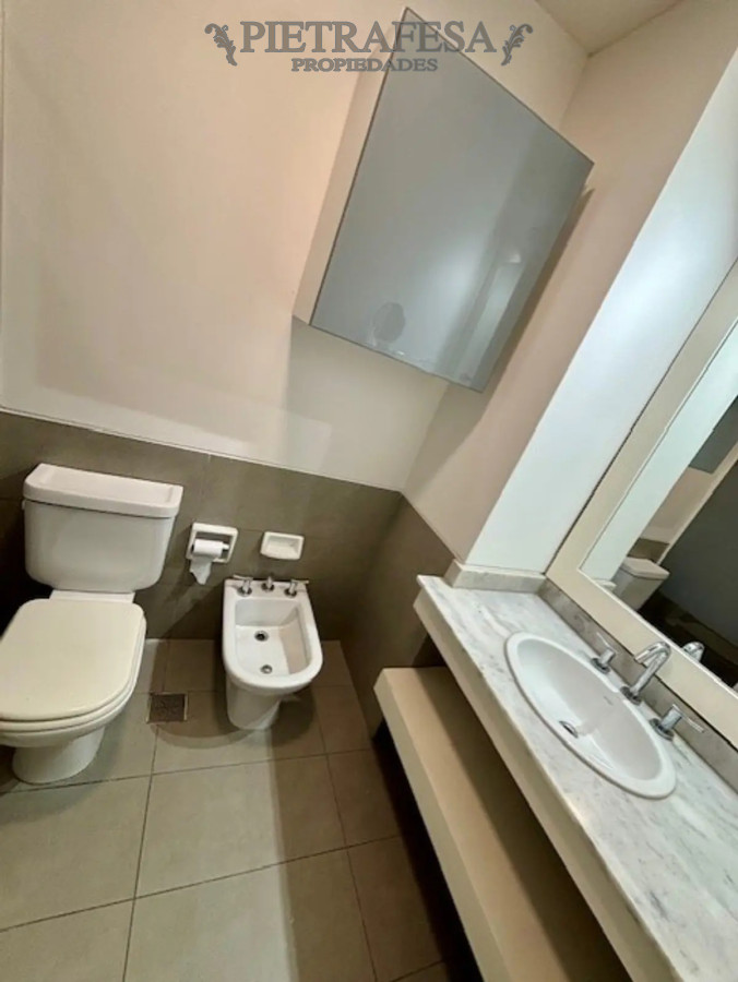 Apartamento ID.13637 - Apartamento en alquiler, 3dormitorios, 3baños, terraza, garaje doble. Carrasco.