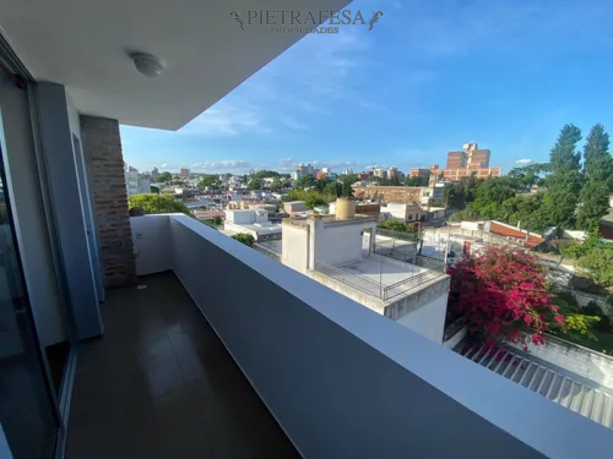Apartamento ID.13915 - Apartamento en alquiler, monoambiente, 1 baño, balcón. garaje. Buceo.