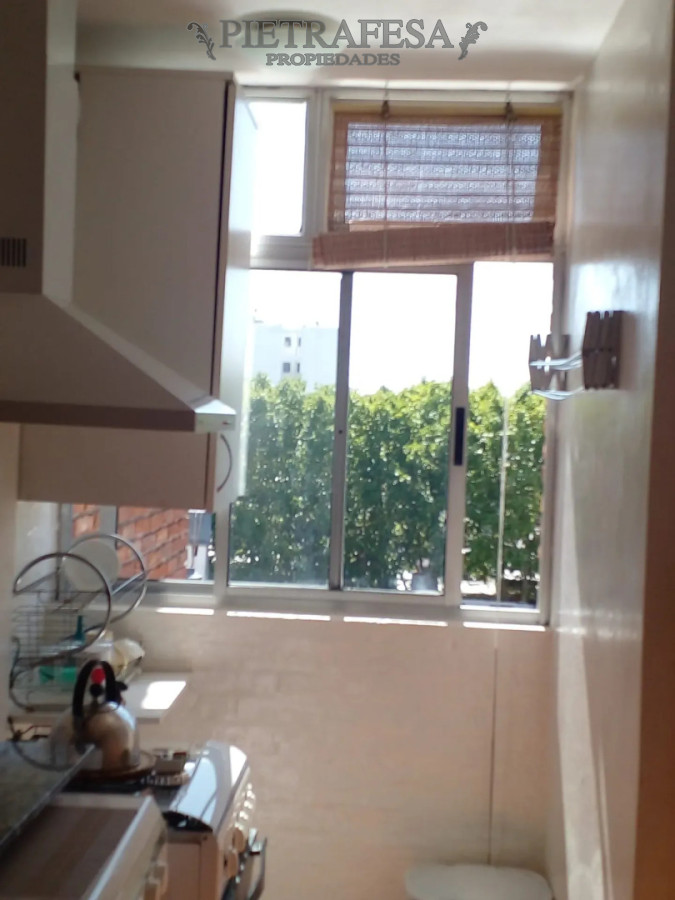 Apartamento ID.15213 - Apartamento en venta, 3 dormitorios, 1 baño. Cordón.
