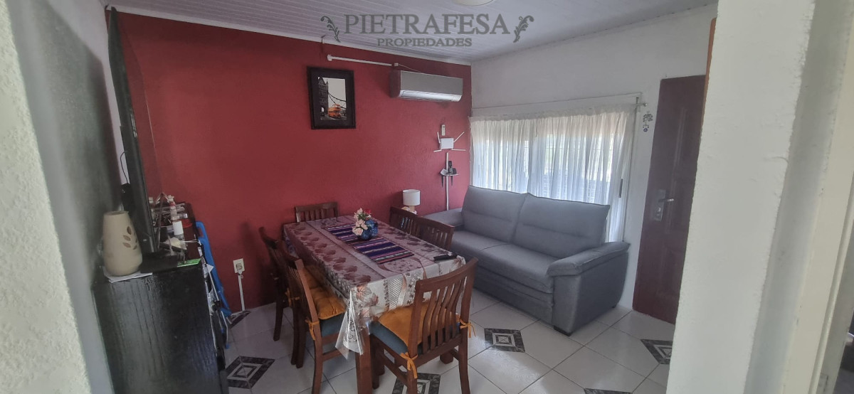 Apartamento ID.14095 - 2 Apartamentos totalmente independiente con renta (Se venden juntos)