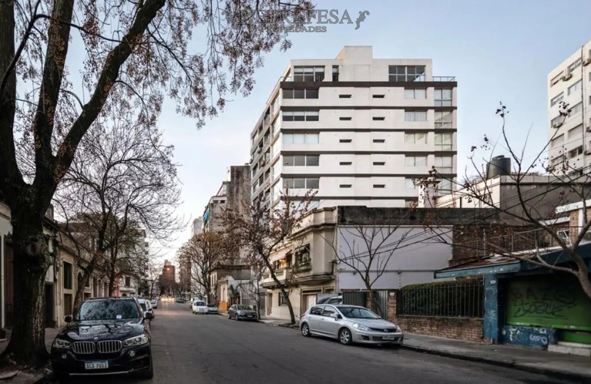 Apartamento ID.7039 - Apartamento en venta con renta 2 dormitorios, 1 baño, terraza y garaje-Obligado-Pocitos