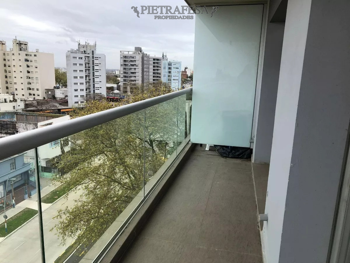 Apartamento ID.9126 - Apartamento 2 dormitorios, con terraza-La Blanqueada (con Renta)