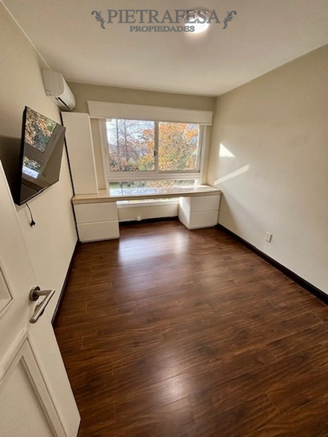 Apartamento ID.13637 - Apartamento en alquiler, 3dormitorios, 3baños, terraza, garaje doble. Carrasco.