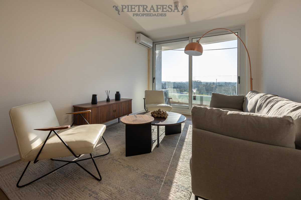 Apartamento ID.6399 - Apartamento en venta a estrenar 3 dormitorios, 2 baños y cochera con terraza- Av. de las Américas-Carrasco