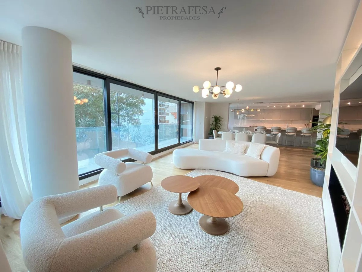 Apartamento ID.14255 - Apartamento de lujo Punta Carretas · 3 dormitorios · 4 baños · 2 garages a metros del mar!