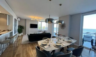 Apto a estrenar, 3 dormitorios, 5 baños y terraza-Carrasco