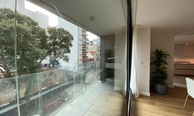 Apartamento a estrenar en venta 4 dormitorios, 5 baños, garaje y terraza-Benito Blanco-Punta Carretas