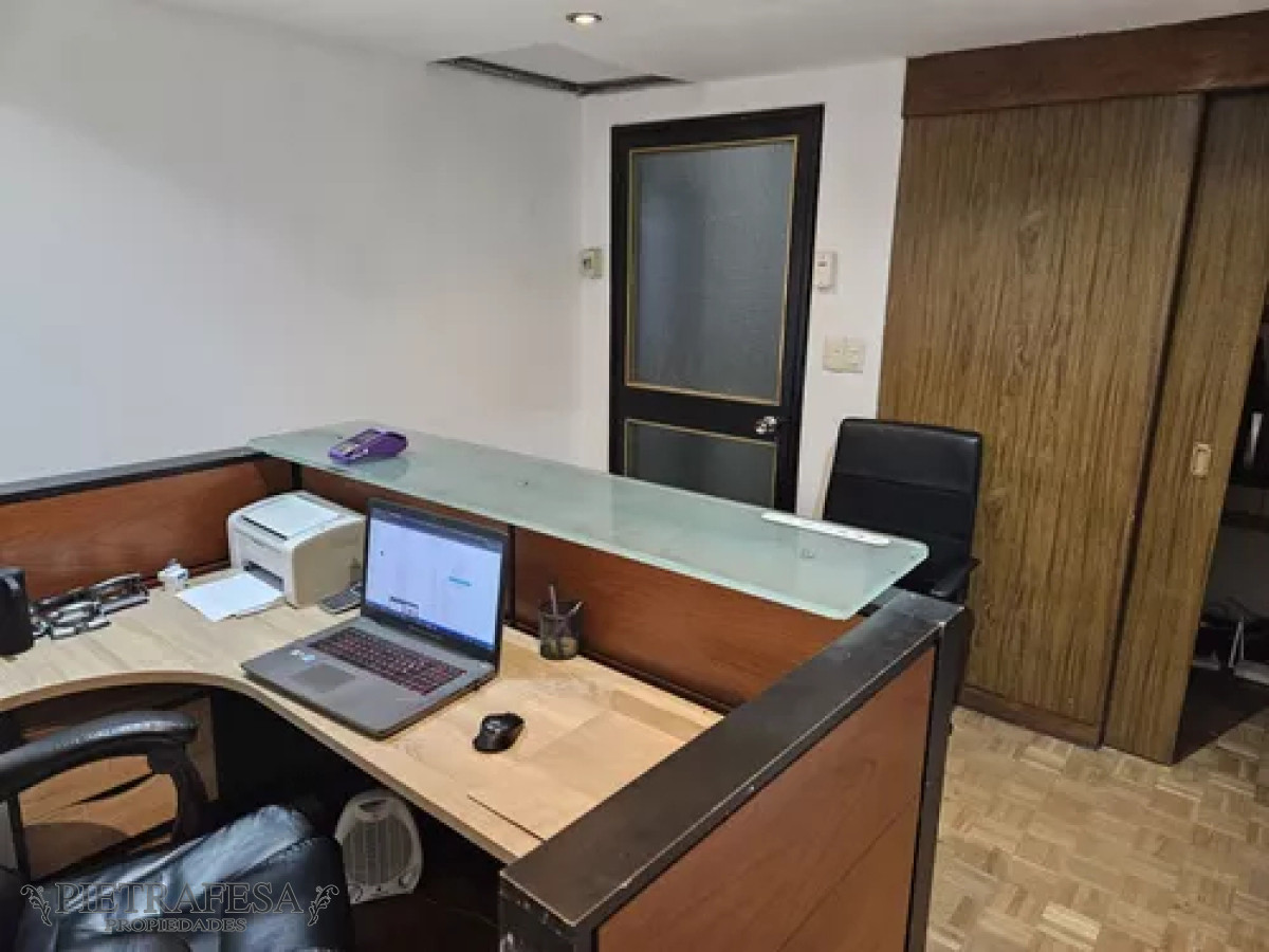 Oficina ID.11615 - Oficina en alquiler, 1baño. Centro.