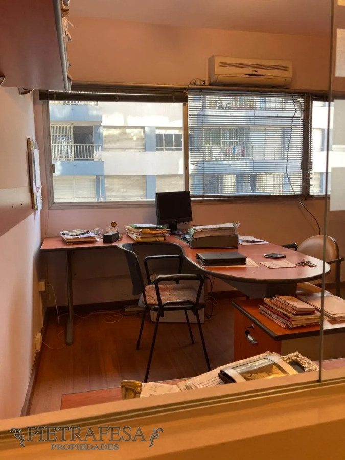Oficina ID.5463 - Oficina en venta - Avenida 18 De Julio-Cordón 