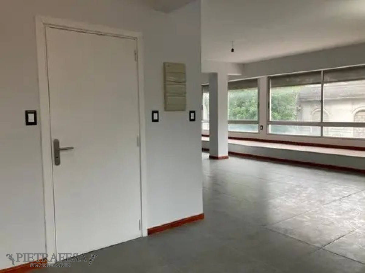 Oficina ID.3805 - Oficina a Estrenar - 129m2 - 2 baños - Garaje - Urquiza - Tres Cruces