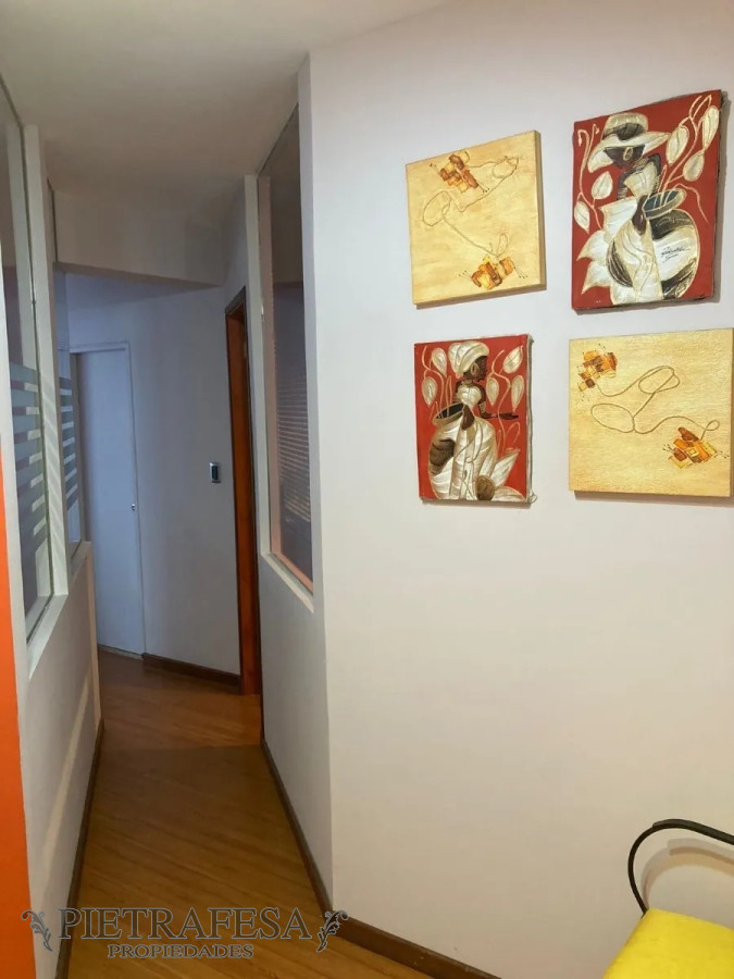 Oficina ID.5463 - Oficina en venta - Avenida 18 De Julio-Cordón 