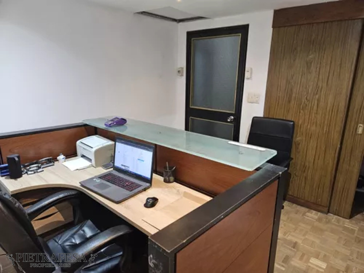 Oficina ID.11615 - Oficina en alquiler, 1baño. Centro.