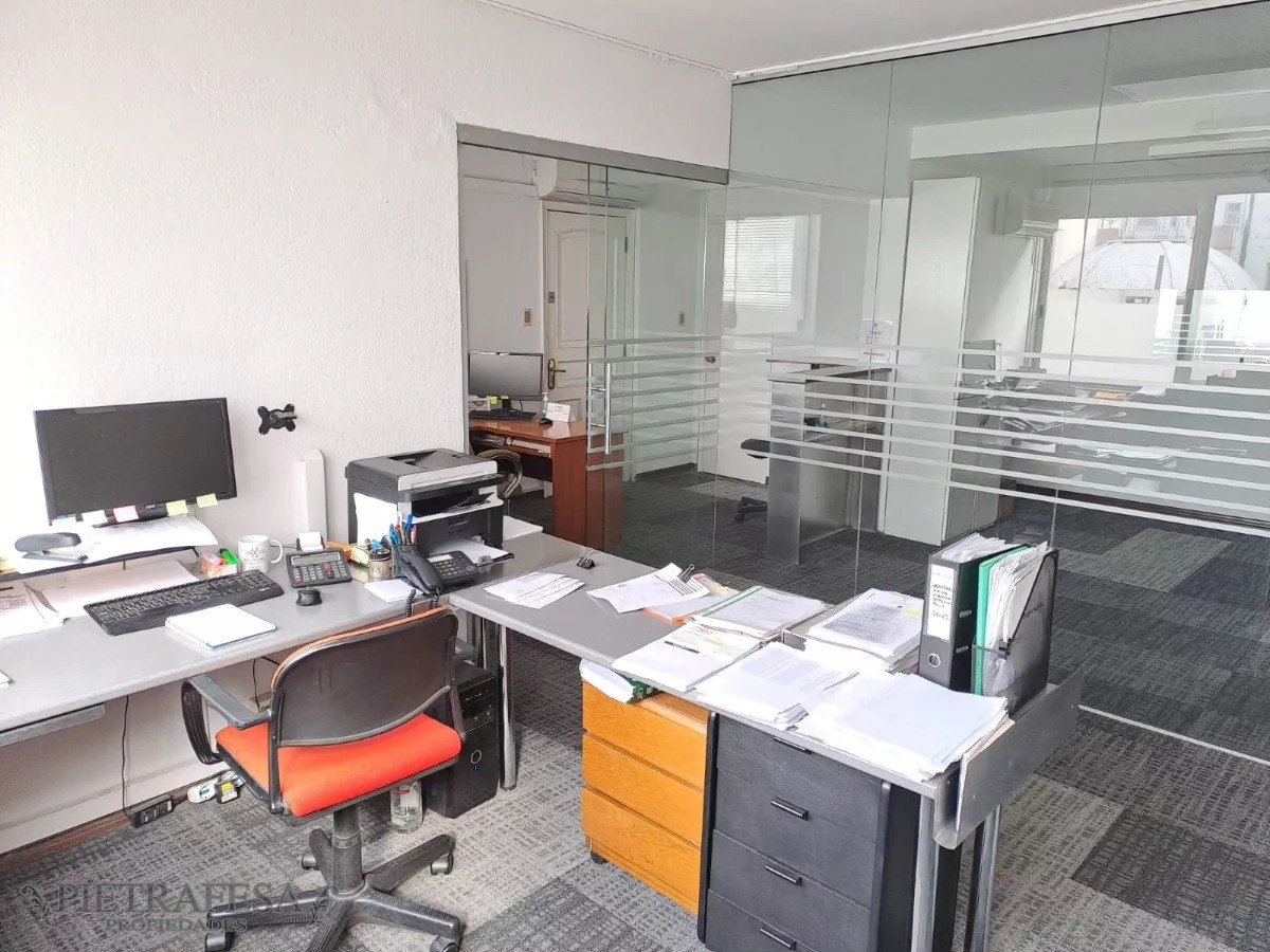 Oficina ID.6804 - Oficina o vivienda en venta- Treinta Y Tres- Ciudad Vieja 
