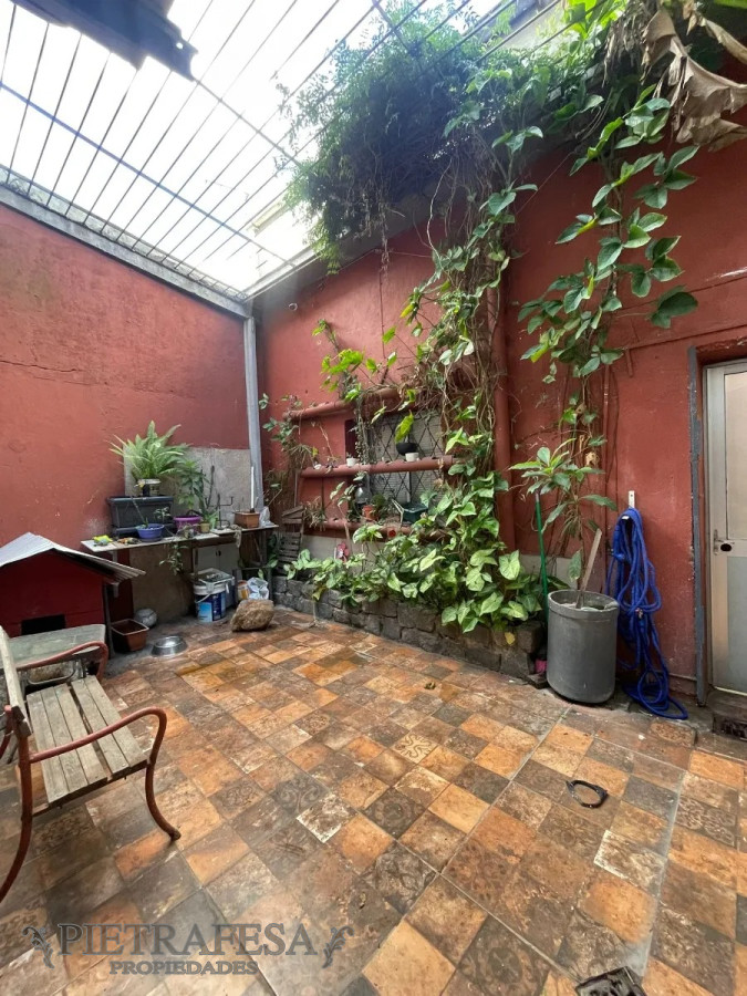 Oficina ID.13737 - Oficinas en venta mas casa de 2 dormitorios- Tres Cruces