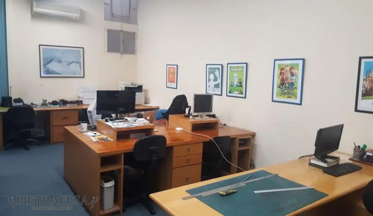 Oficina ID.3869 - Oficina en Venta - Av. Uruguay - Centro