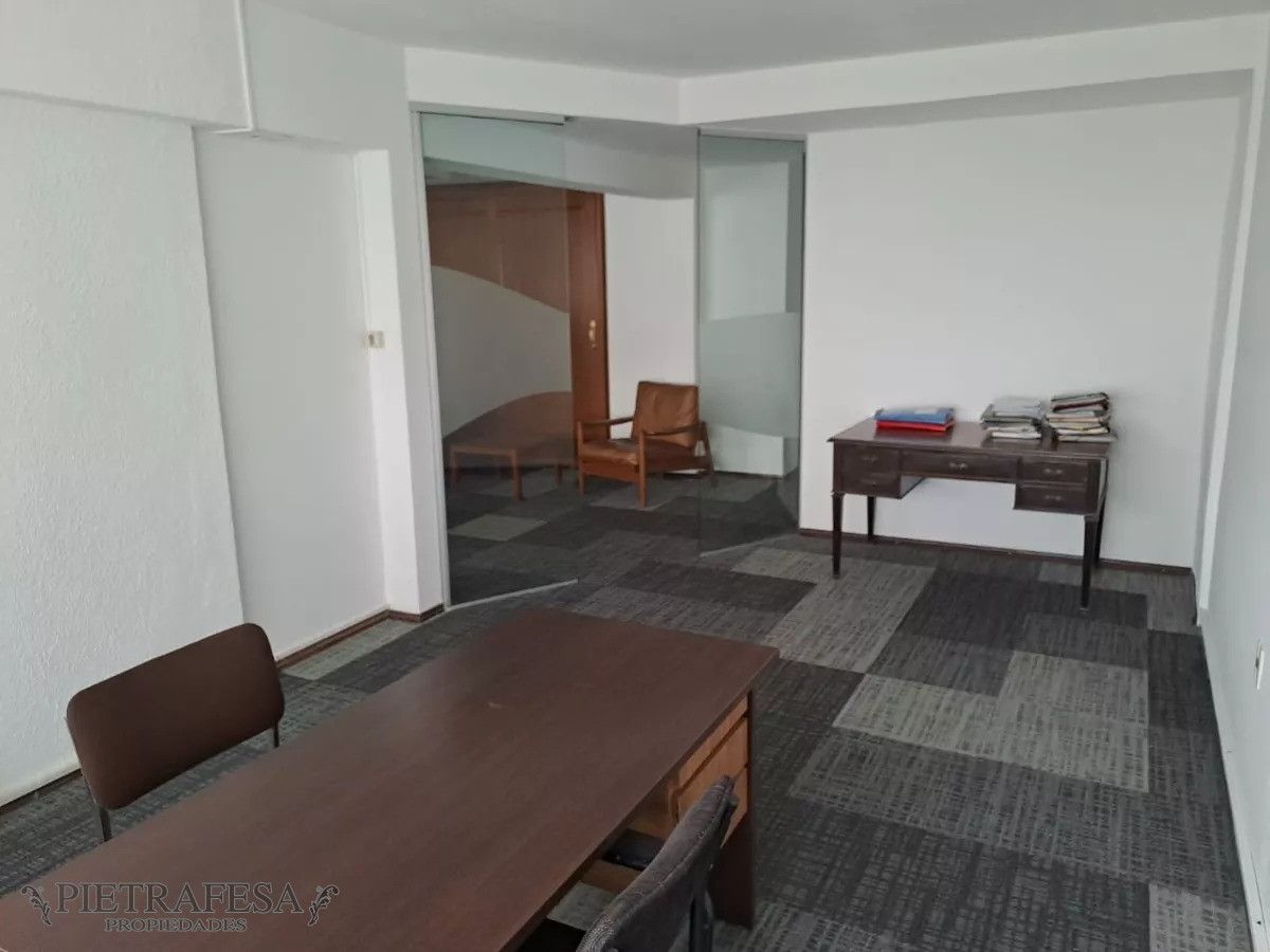 Oficina ID.6804 - Oficina o vivienda en venta- Treinta Y Tres- Ciudad Vieja 