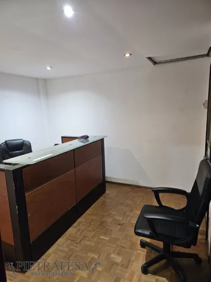 Oficina ID.11615 - Oficina en alquiler, 1baño. Centro.