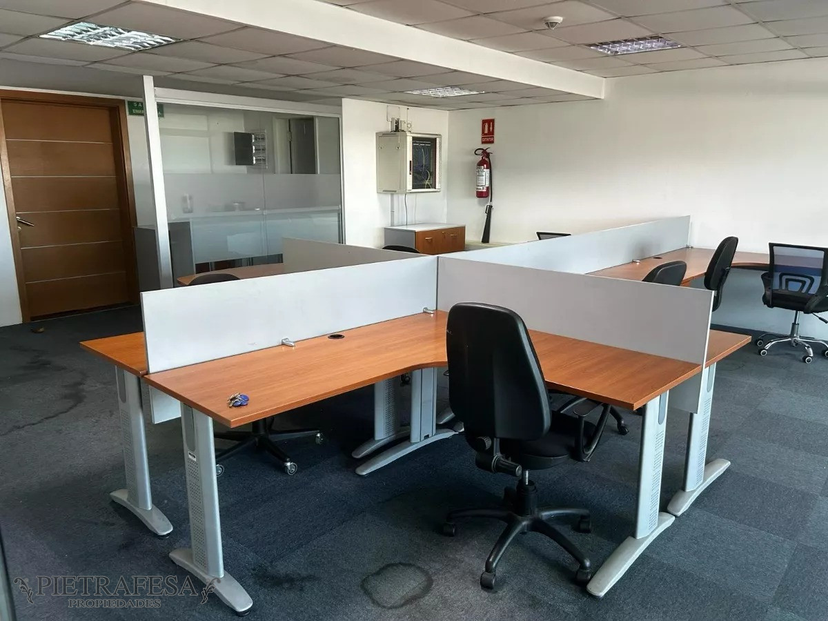 Oficina ID.8640 - 2 oficinas amuebladas en venta- 25 De Mayo- Ciudad Vieja