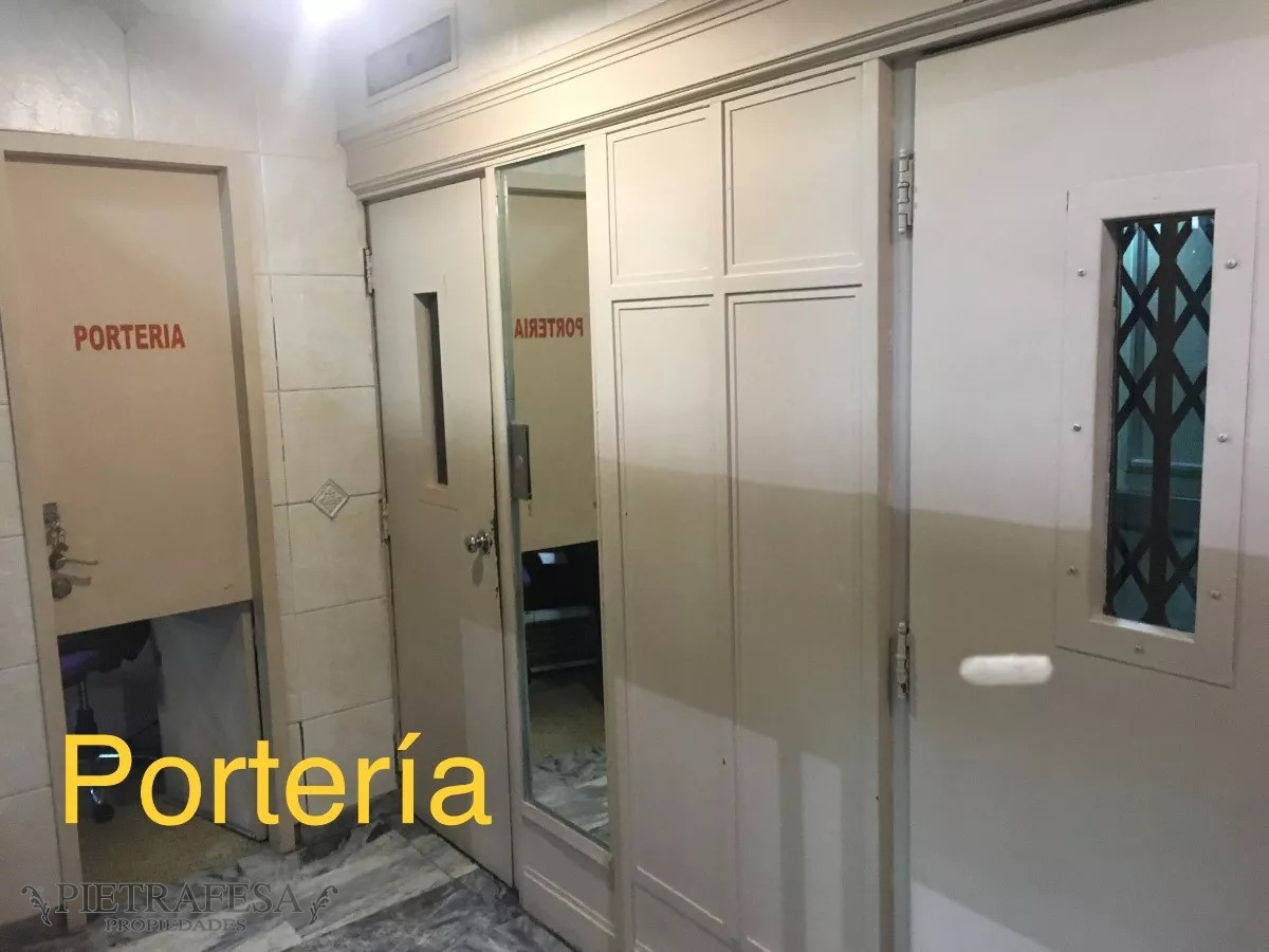 Oficina ID.9766 - Oficina en venta con renta-Centro