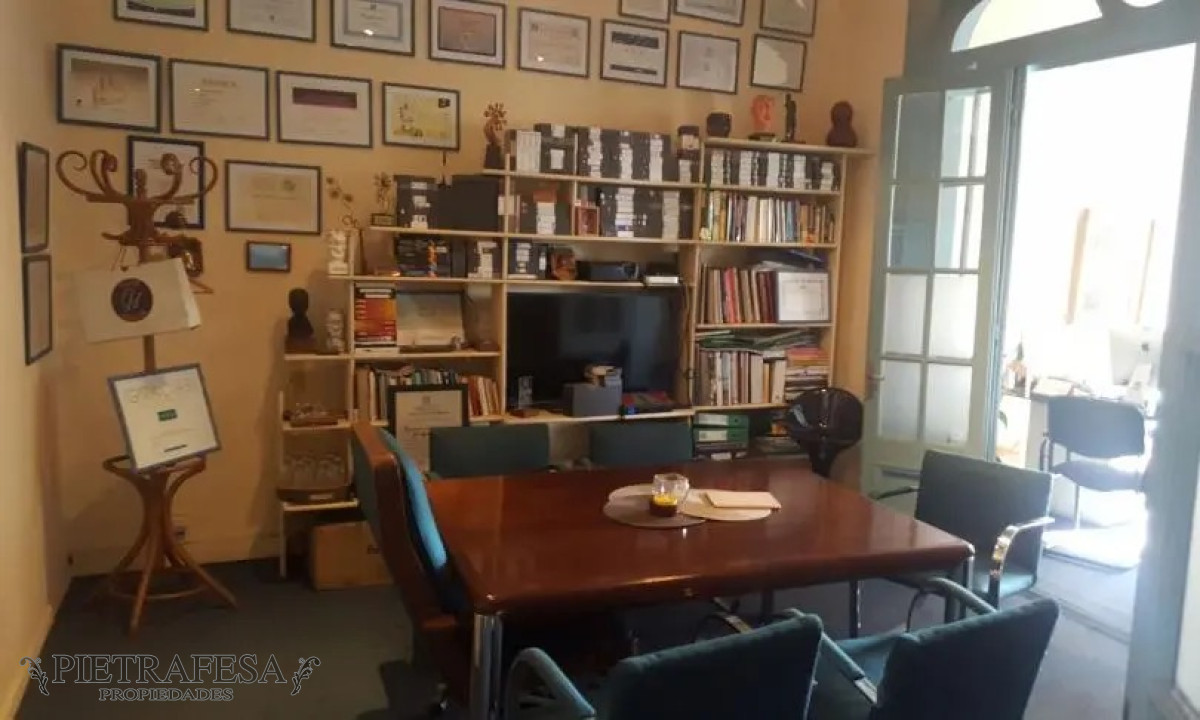 Oficina ID.3869 - Oficina en Venta - Av. Uruguay - Centro