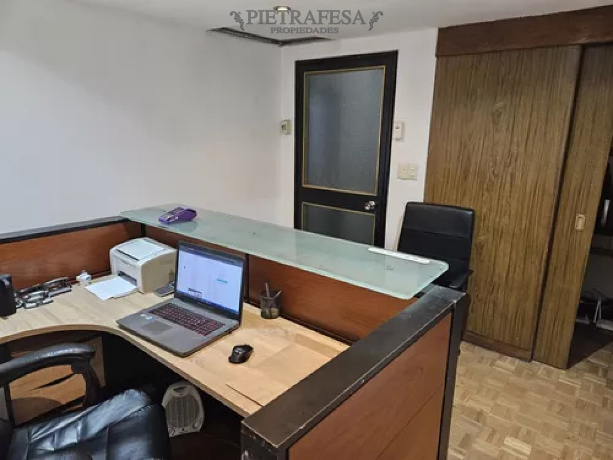 Oficina ID.11615 - Oficina en alquiler, 1baño. Centro.