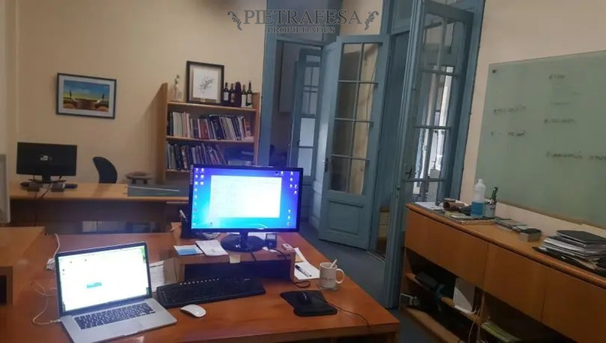 Oficina ID.3869 - Oficina en Venta - Av. Uruguay - Centro
