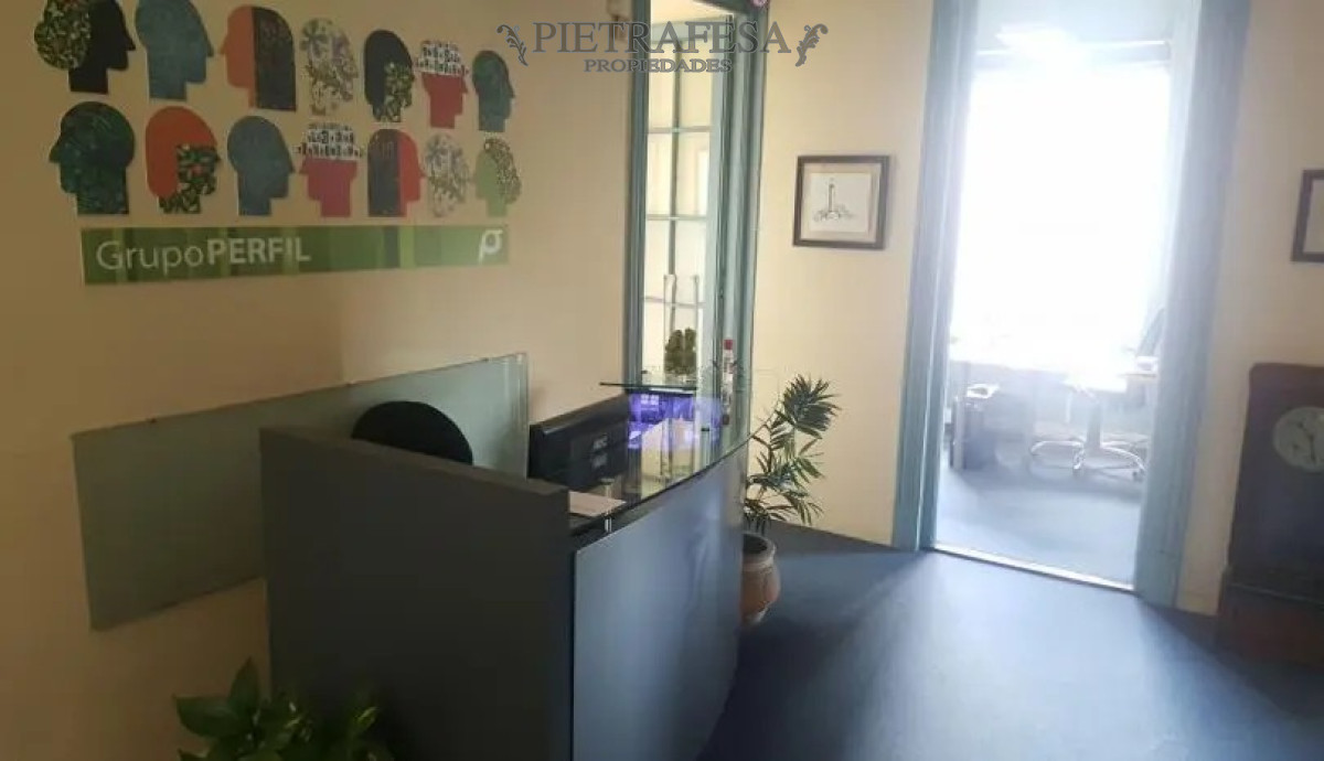 Oficina ID.3869 - Oficina en Venta - Av. Uruguay - Centro