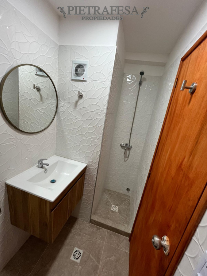 Oficina ID.5463 - Oficina en venta - Avenida 18 De Julio-Cordón 