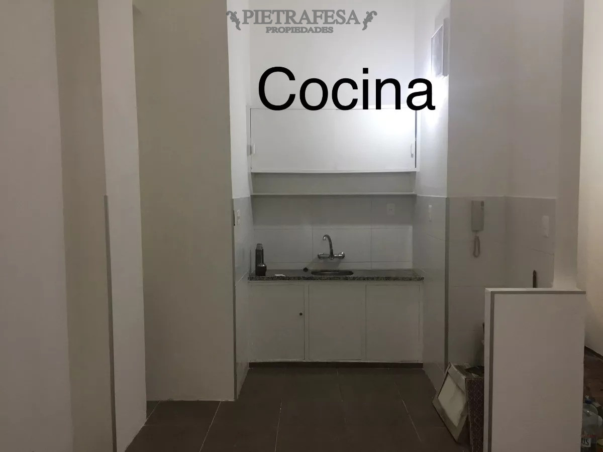 Oficina ID.9766 - Oficina en venta con renta-Centro