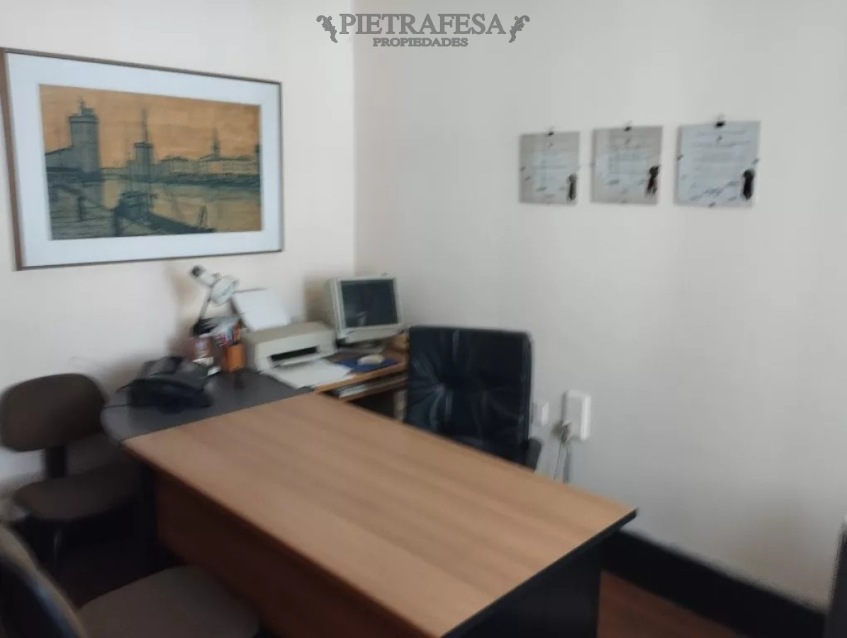 Oficina ID.12495 - Oficina en venta- Ciudad Vieja 