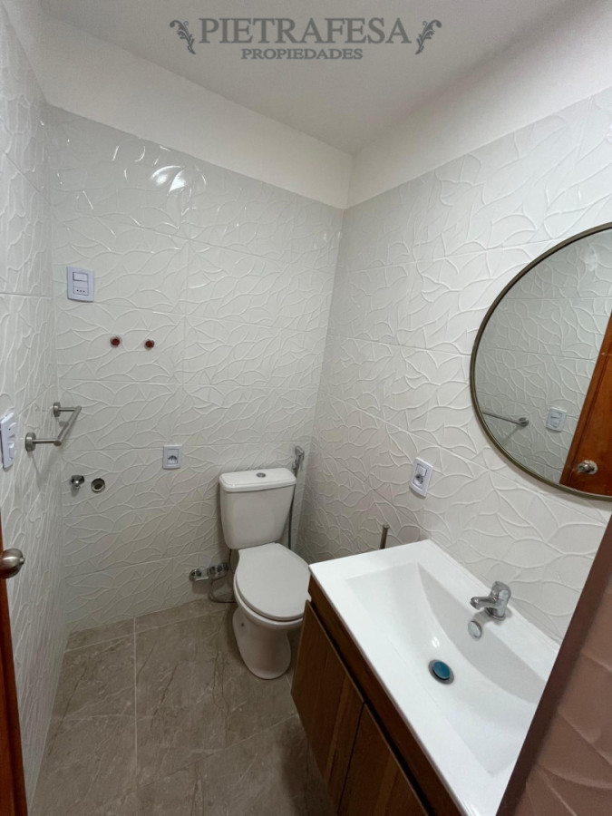 Oficina ID.5463 - Oficina en venta - Avenida 18 De Julio-Cordón 