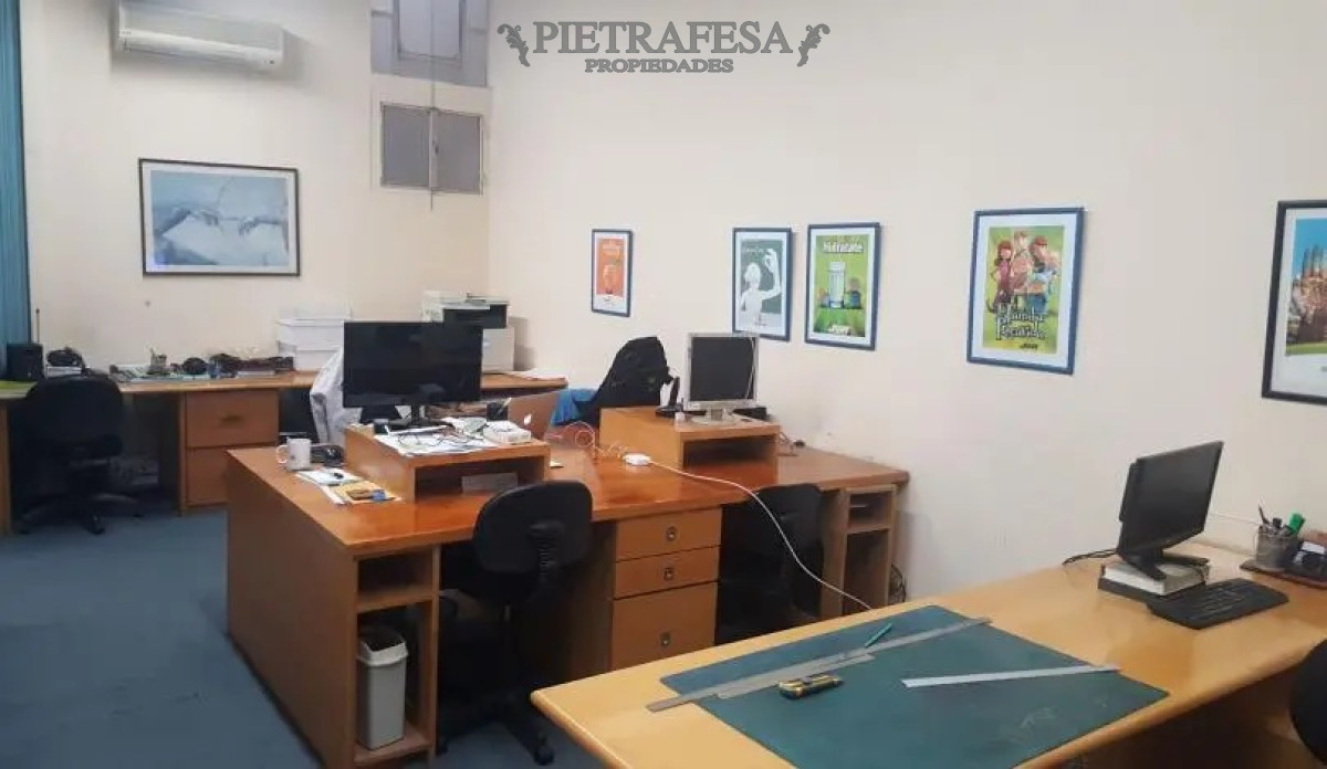 Oficina ID.3869 - Oficina en Venta - Av. Uruguay - Centro