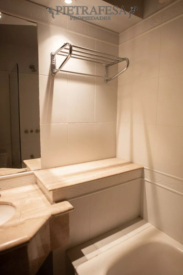 Oficina ID.10817 - Oficina o consultorio -Punta Carretas