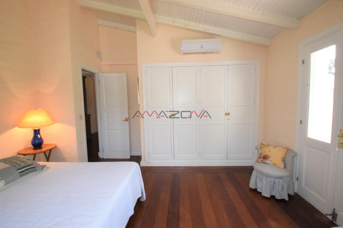 Casa ID.4988 - Hermosa y amplia Casa en Brava