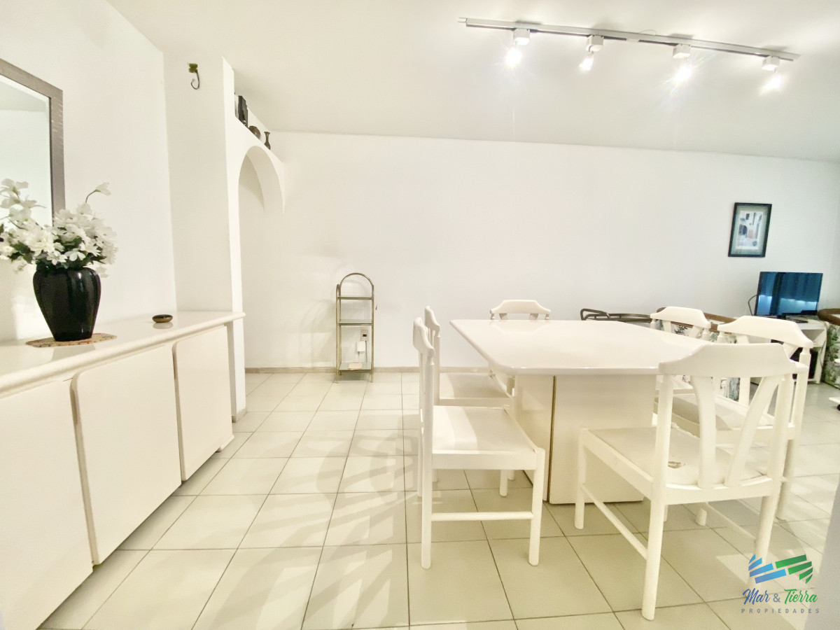 Apartamento ID.5618 - Apartamento  2 dormitorios  Garaje Punta del Este 