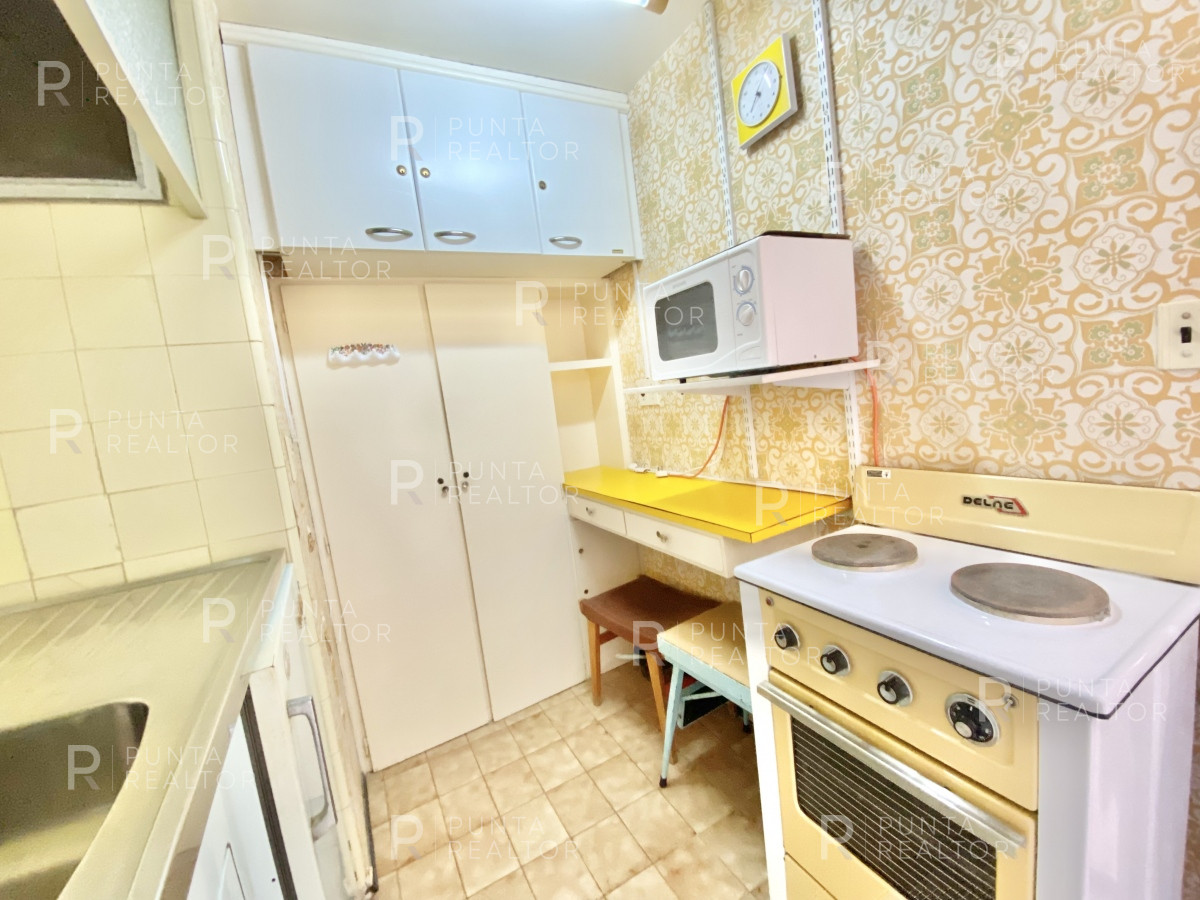 Apartamento ID.1713 - Opotunidad! Apartamento en Venta en la Península!, Punta del Este, Uruguay