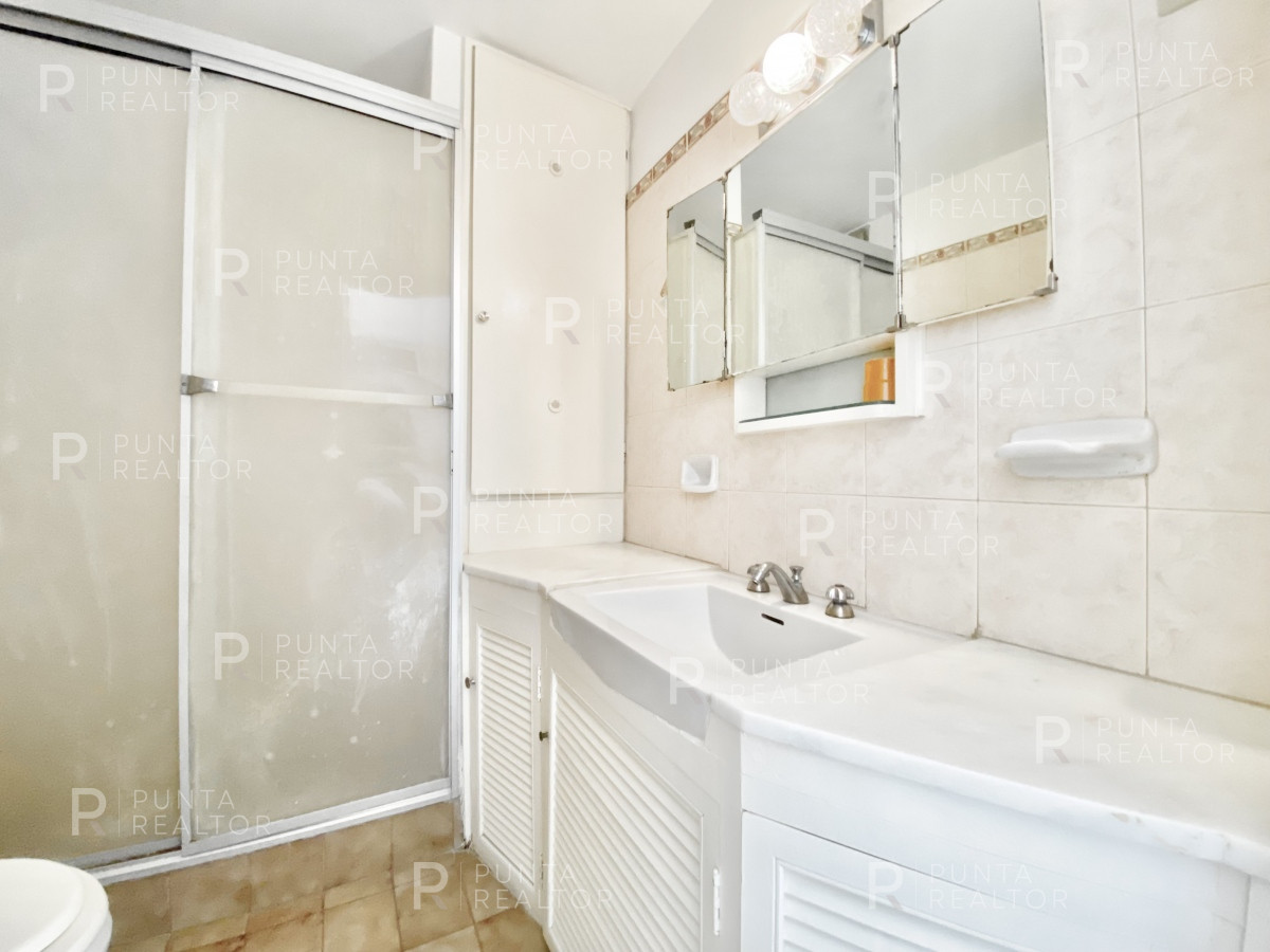 Apartamento ID.1713 - Opotunidad! Apartamento en Venta en la Península!, Punta del Este, Uruguay