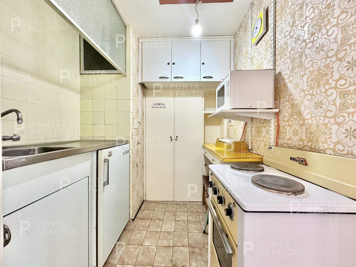 Apartamento ID.1713 - Opotunidad! Apartamento en Venta en la Península!, Punta del Este, Uruguay