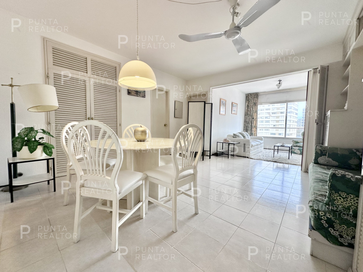 Apartamento ID.1713 - Opotunidad! Apartamento en Venta en la Península!, Punta del Este, Uruguay
