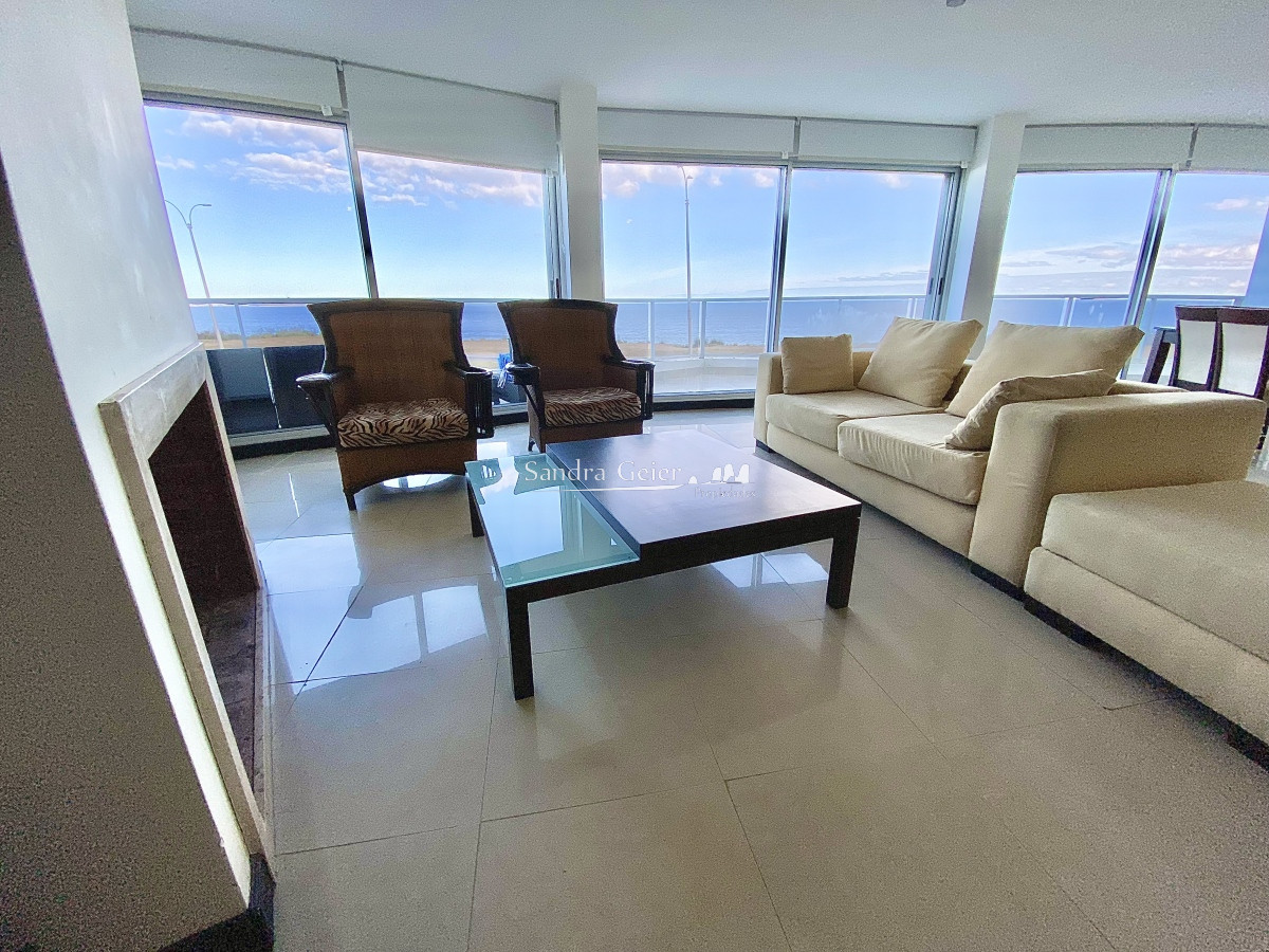 Apartamento ID.3480 - Apartamento Venta 3 dormitorios Mansa Punta del Este