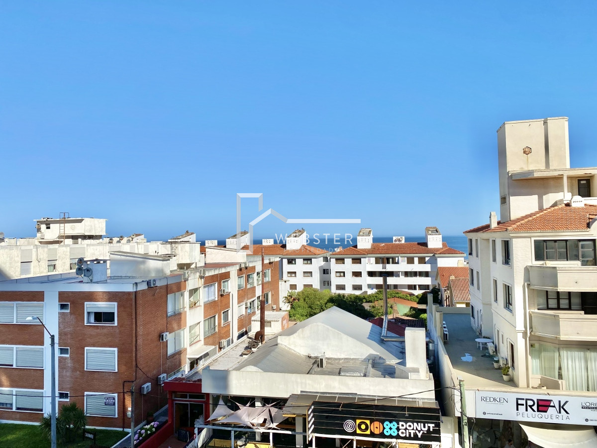 Apartamento ID.1484 - VENTA, Apartamento, 2 dormitorios, Península, Punta del Este, Uruguay