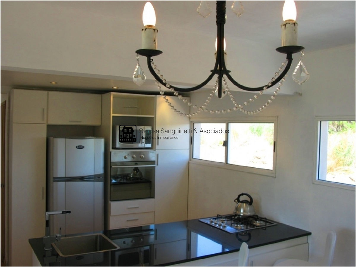 Casa ID.1679 - Casa en Punta Piedras, 3 dormitorios *