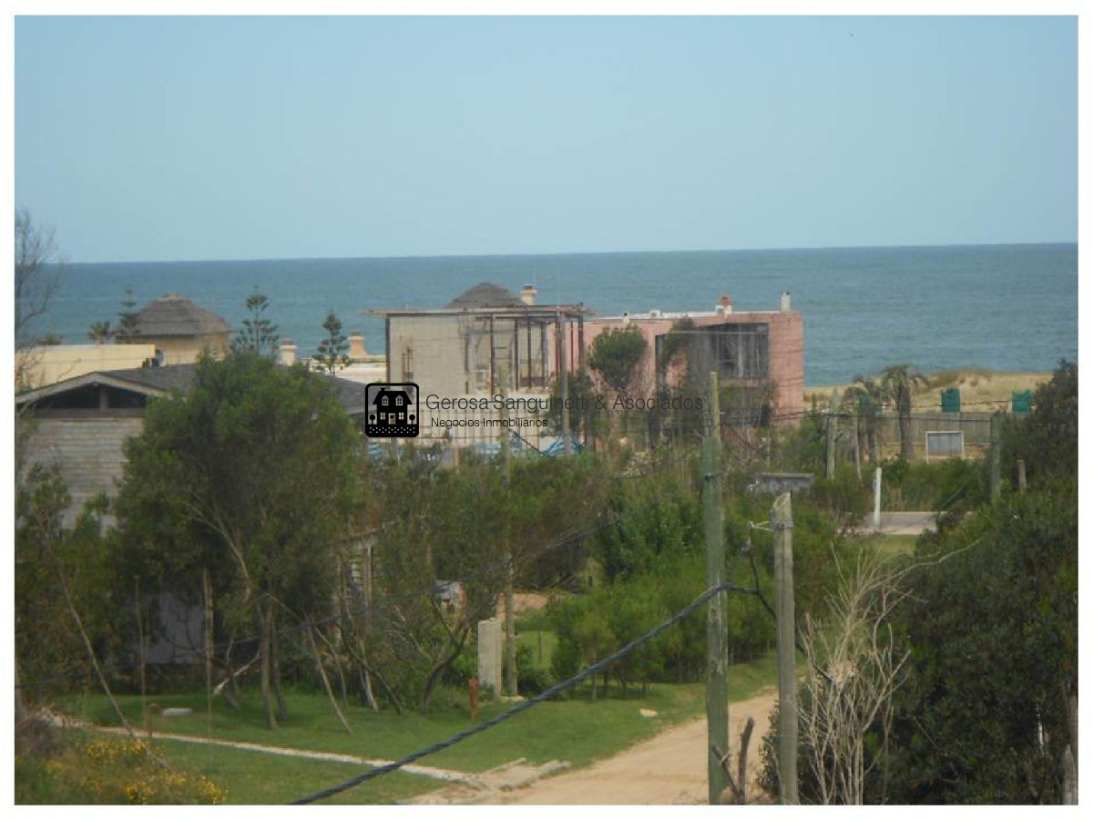 Casa ID.1680 - Casa en Altos de Punta Piedra con vista al mar 