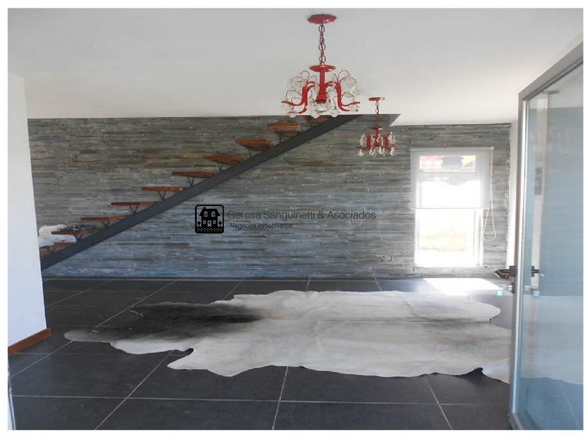 Casa ID.1680 - Casa en Altos de Punta Piedra con vista al mar 