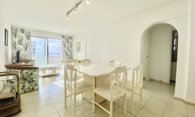 VENTA, Apartamento, 2 dormitorios y garaje, Punta del Este, Uruguay