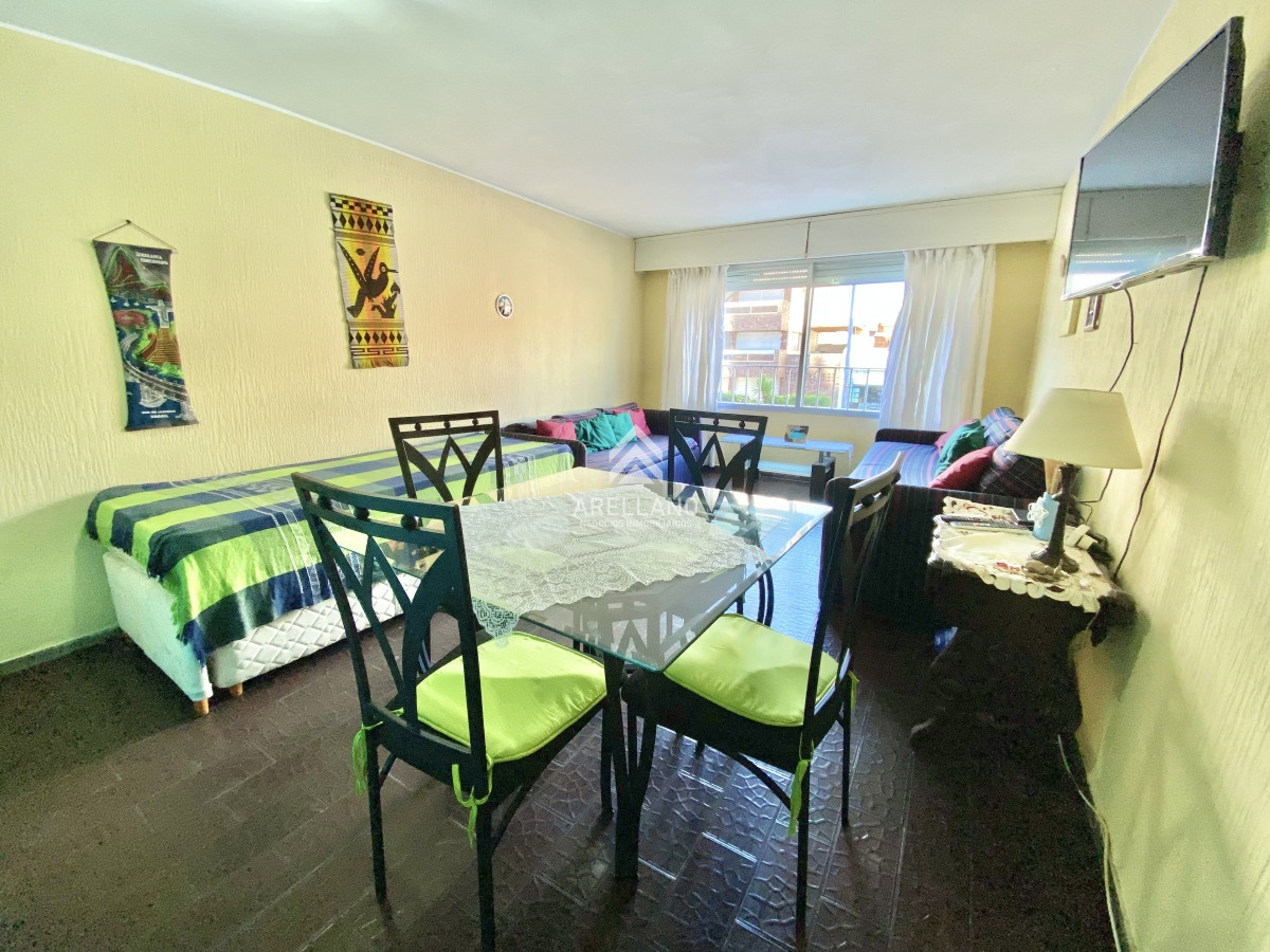 Apartamento ID.5016 - VENTA, Monoambiente, Península, Punta del Este, Uruguay