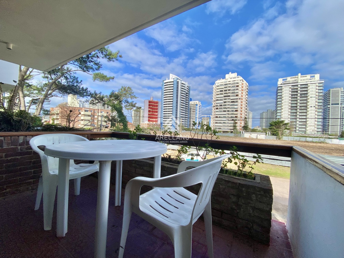 Apartamento ID.5499 - Venta apartamento 2 dormitorios Aidy Grill Punta del Este