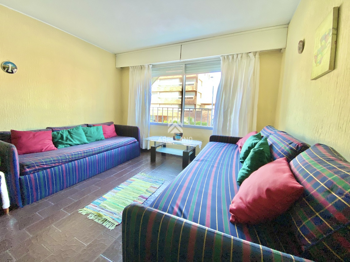 Apartamento ID.5016 - VENTA, Monoambiente, Península, Punta del Este, Uruguay