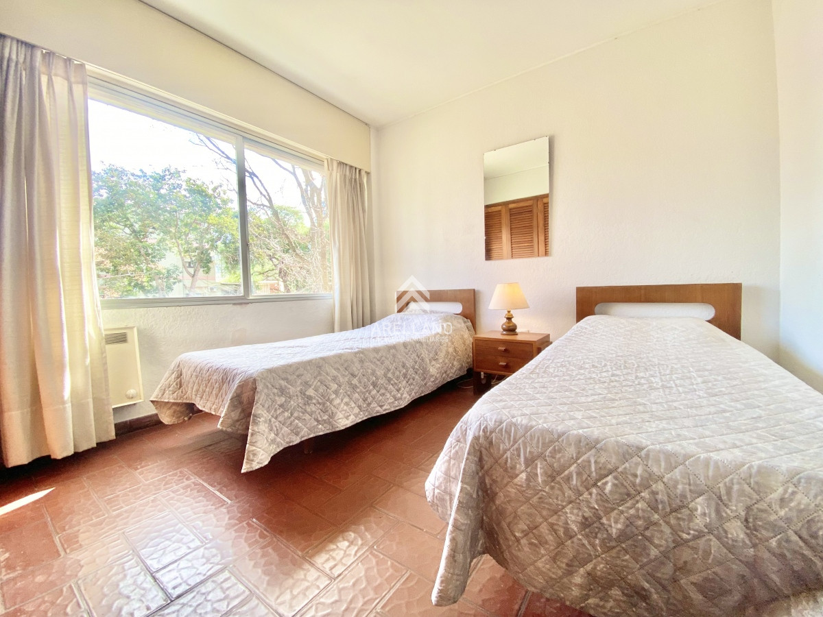 Apartamento ID.5499 - Venta apartamento 2 dormitorios Aidy Grill Punta del Este