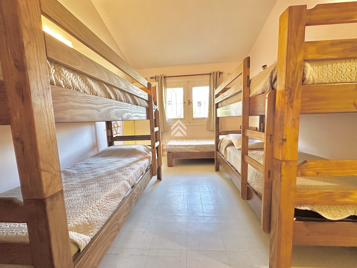 Casa ID.4041 - Venta Casa 6 dormitorios Mansa Punta del Este